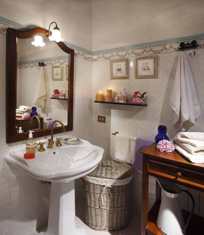 Salvia E Rosmarino Bed & Breakfast กาไมโยเร ภายนอก รูปภาพ